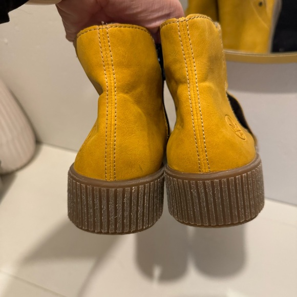 RIEKER Women’s Yellow Felicitas Chelsea Boots Size 10 42 - Picture 7 of 10